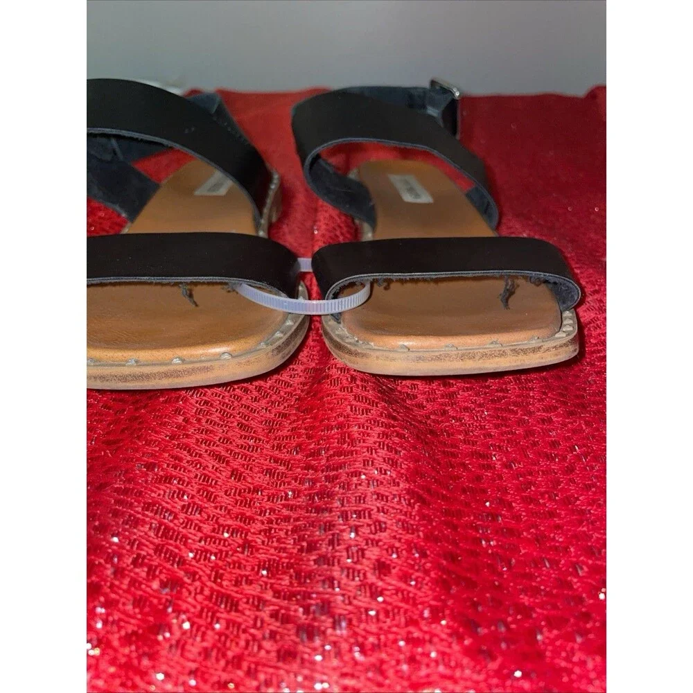 Steve Madden Women's Black sandals Size 9